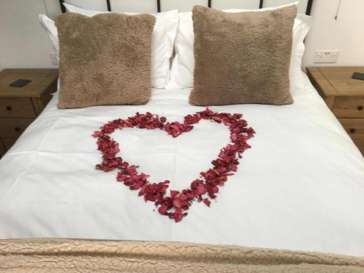 Stargazing Retreat Villa Merton  Екстериор снимка